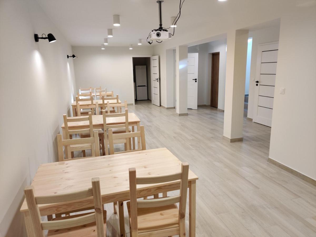 Ostrowo Plaza 호텔 외부 사진